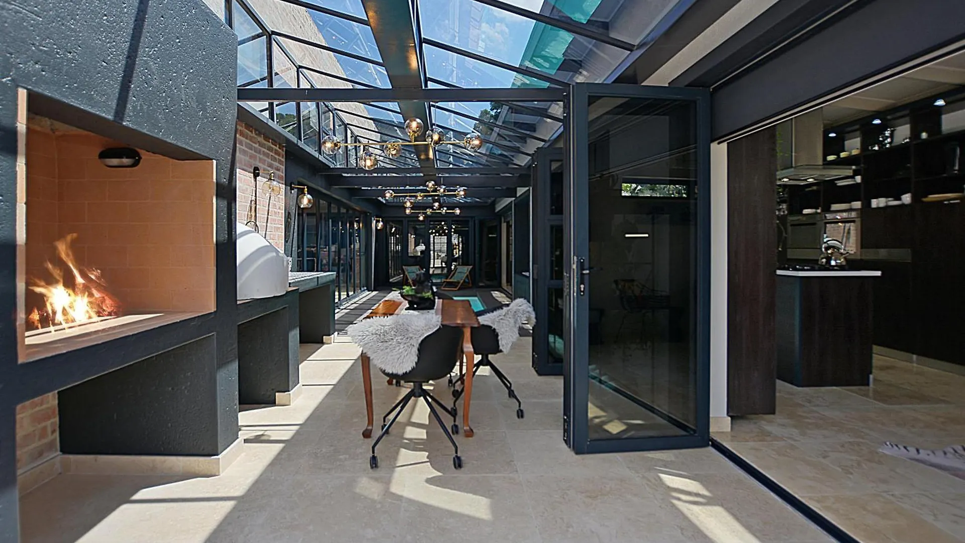 Appartement Crown Comfort - Affordable Luxury - Private Heated Pool & Hot Tub Under Roof Le Cap Afrique du Sud